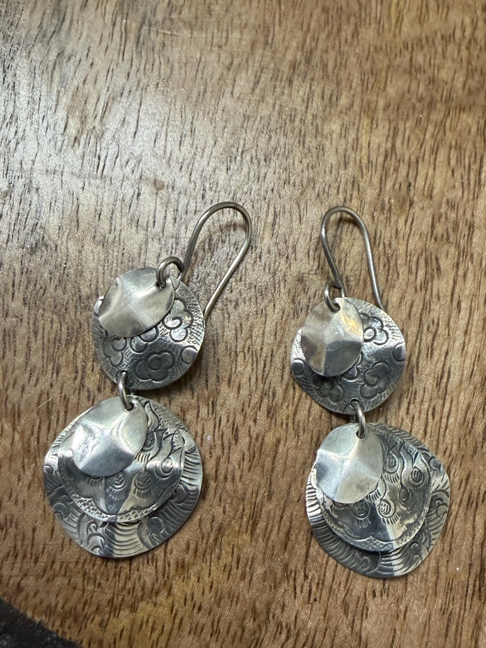 Silpada CHA CHA earrings. Retired. 925 Sterling silver. W2057 so cute!